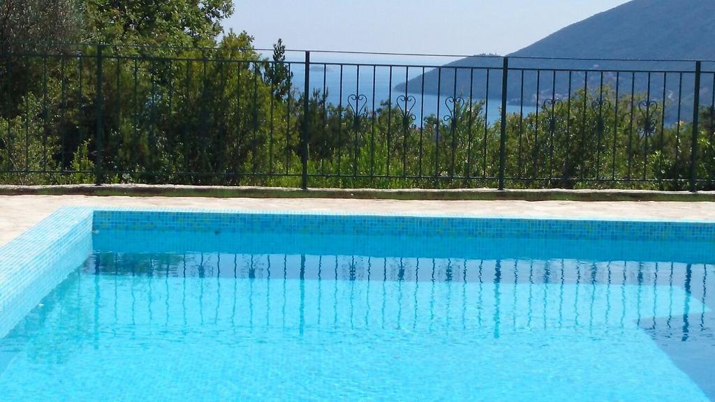 Villa Soleada Herceg Novi Camera foto